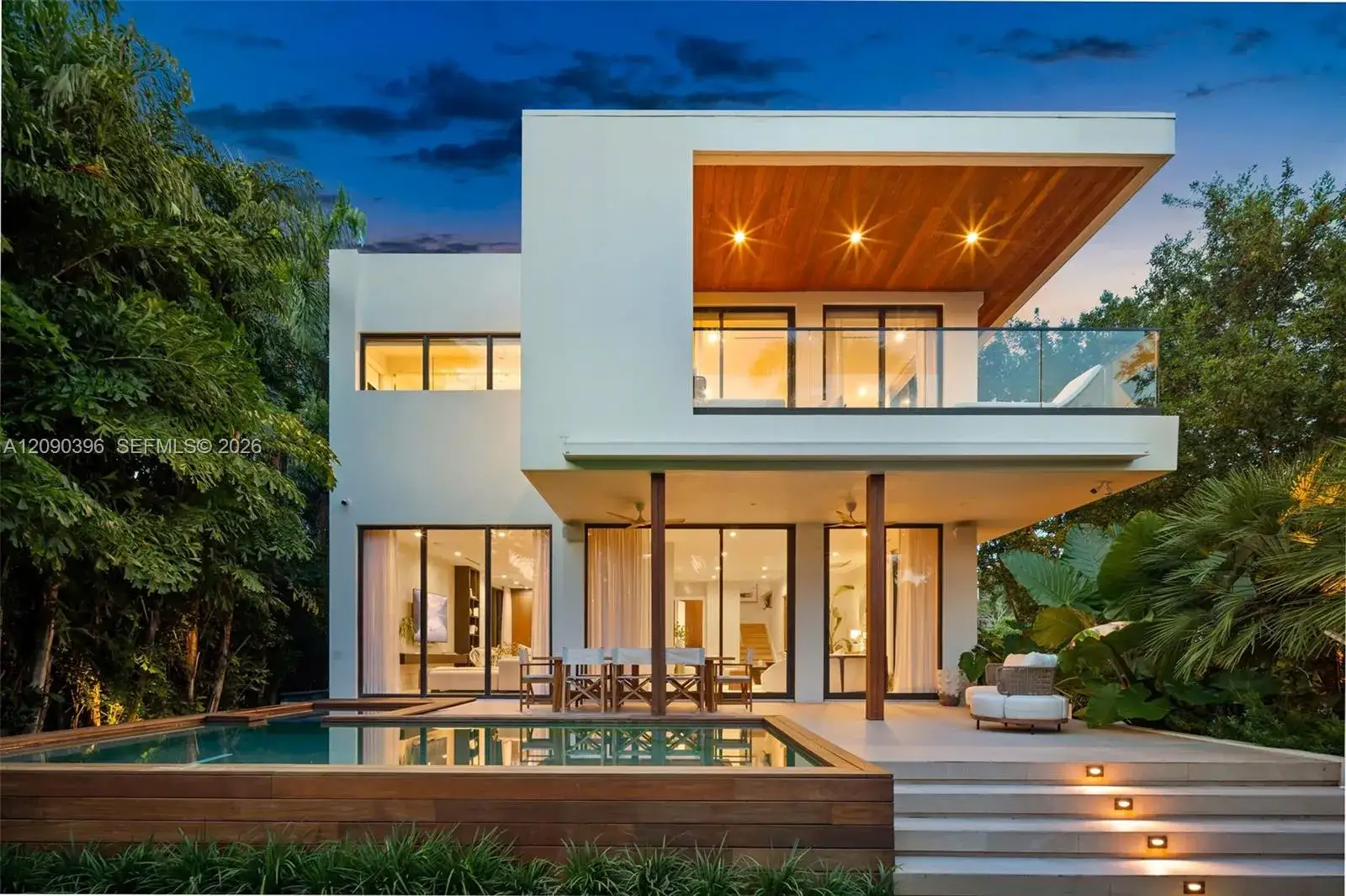 5701 N Bay Rd, Miami Beach FL 33140