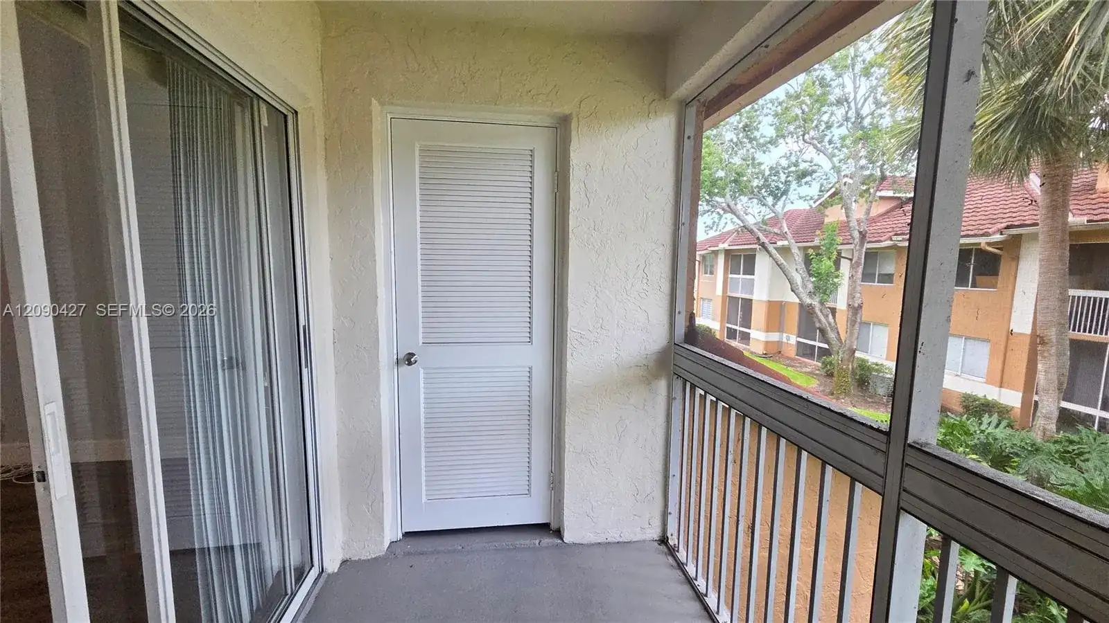 832 NW 92nd Ave # 932, Plantation FL 33324 photo 2