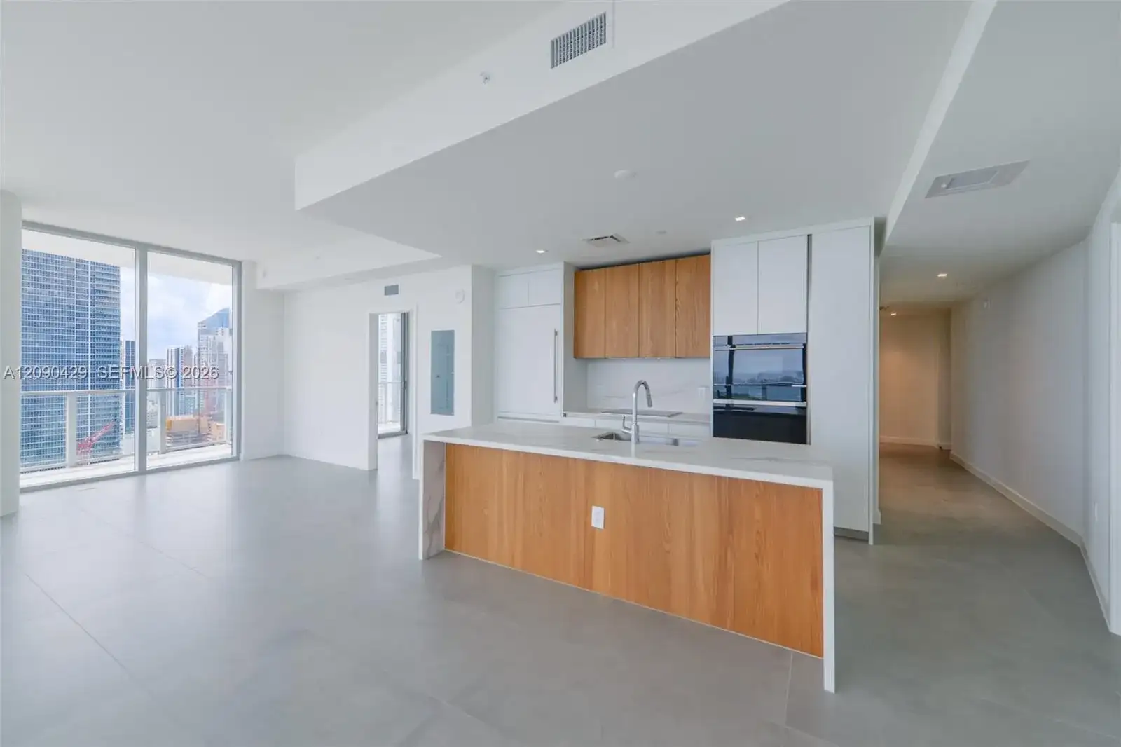 1400 Biscayne Blvd # 4201, Miami FL 33132 photo 3