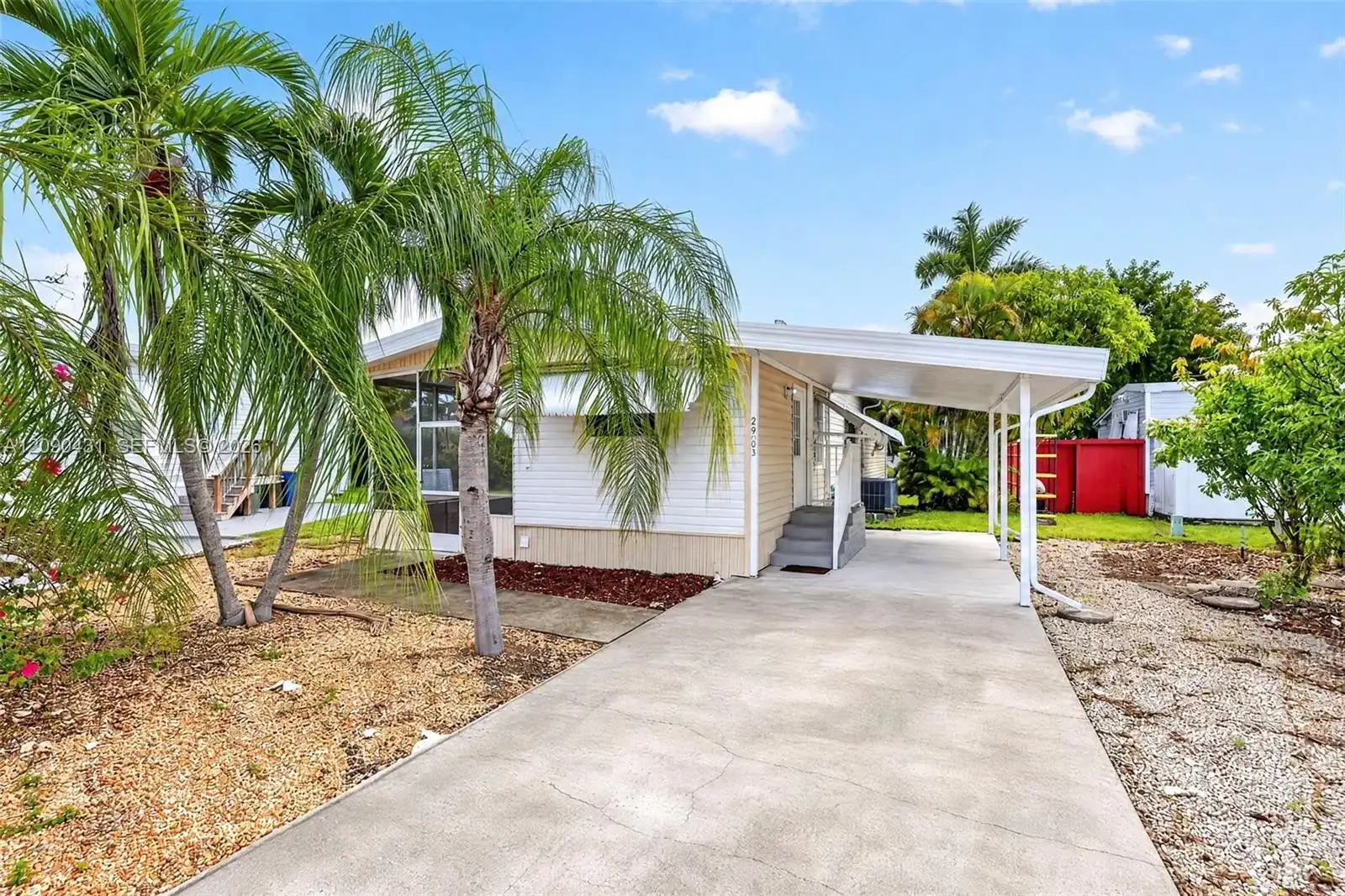 2903 Harbor Ln, Dania Beach FL 33312