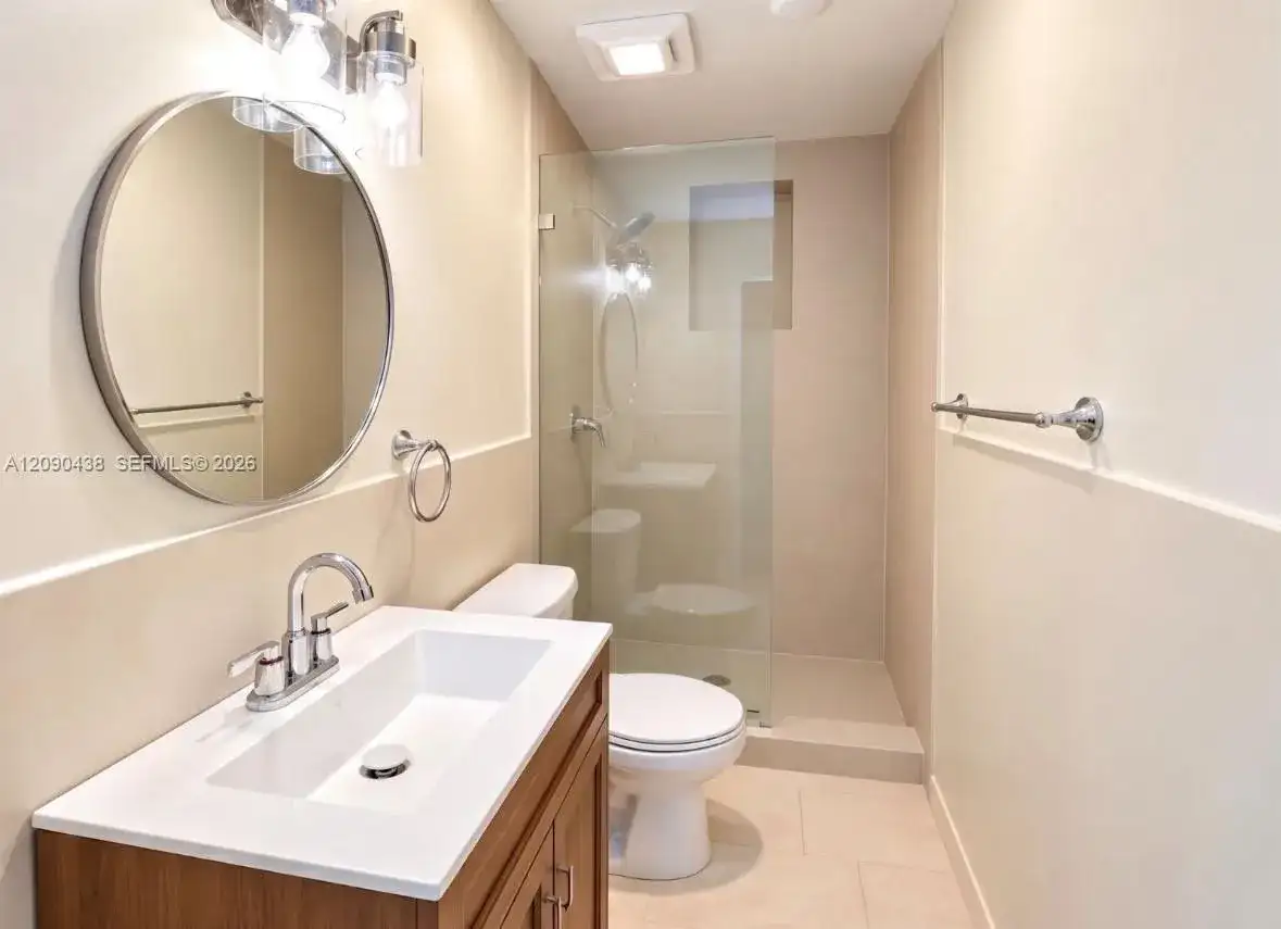 2153 NW 24th St # 3, Miami FL 33142 photo 4