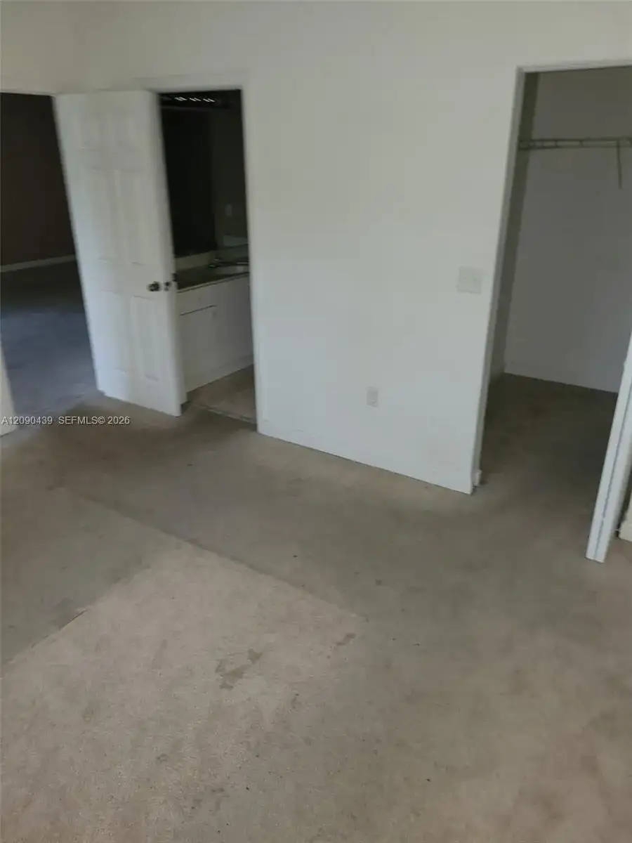 2720 NE 3rd Dr # 202, Homestead FL 33033 photo 3
