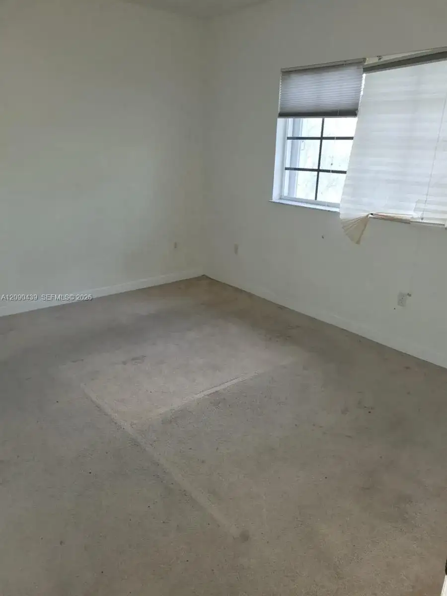 2720 NE 3rd Dr # 202, Homestead FL 33033 photo 4