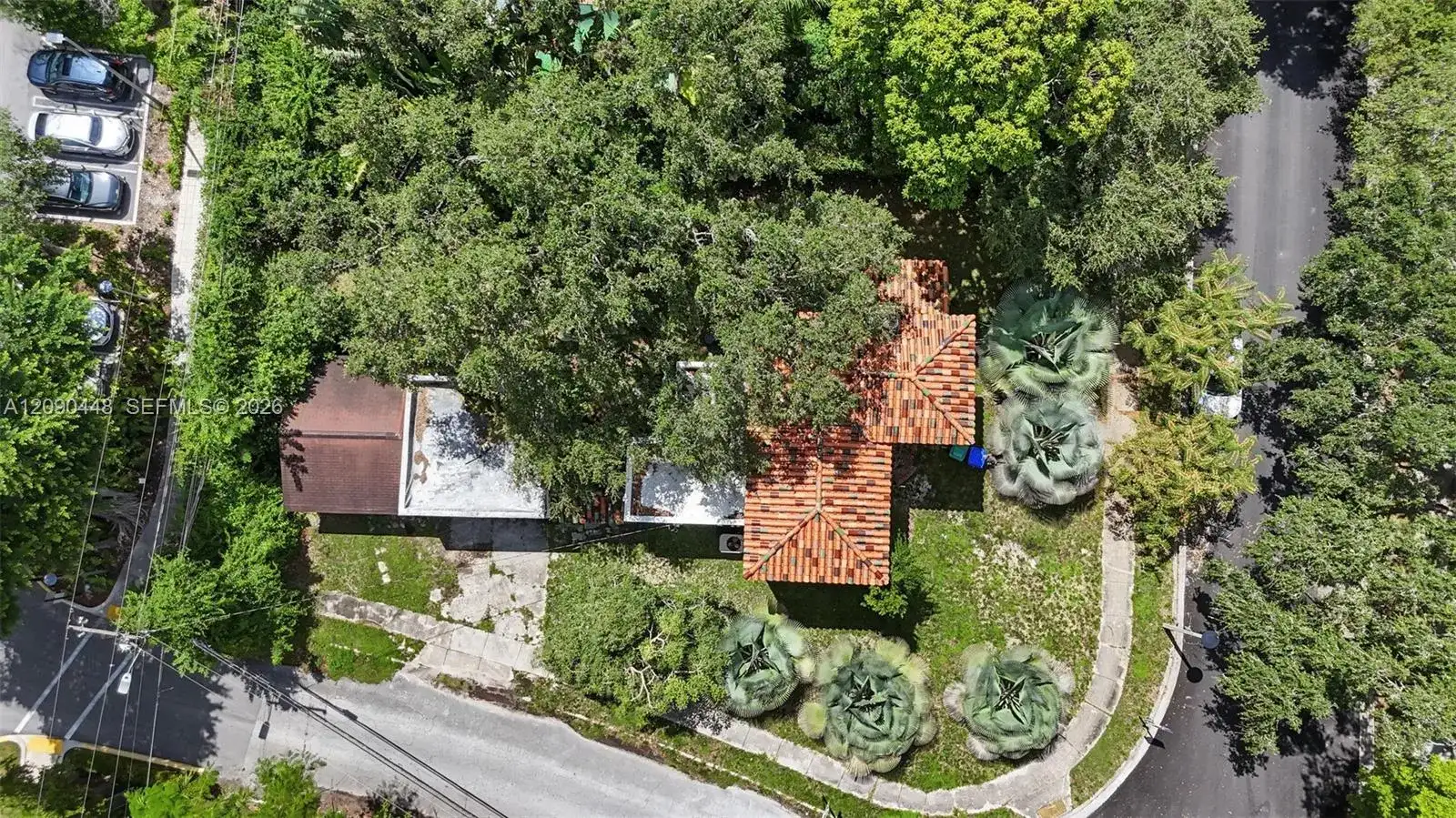 931 NW 14th Ct, Miami FL 33125 photo 2