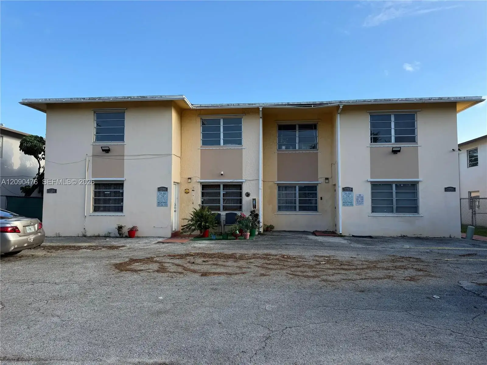 1760 W 42nd St # 1760, Hialeah FL 33012