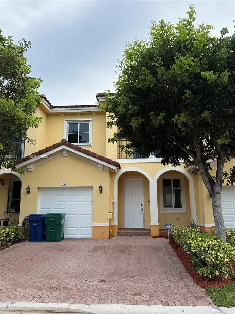 7140 SW 166th Pl, Miami FL 33193 photo 2