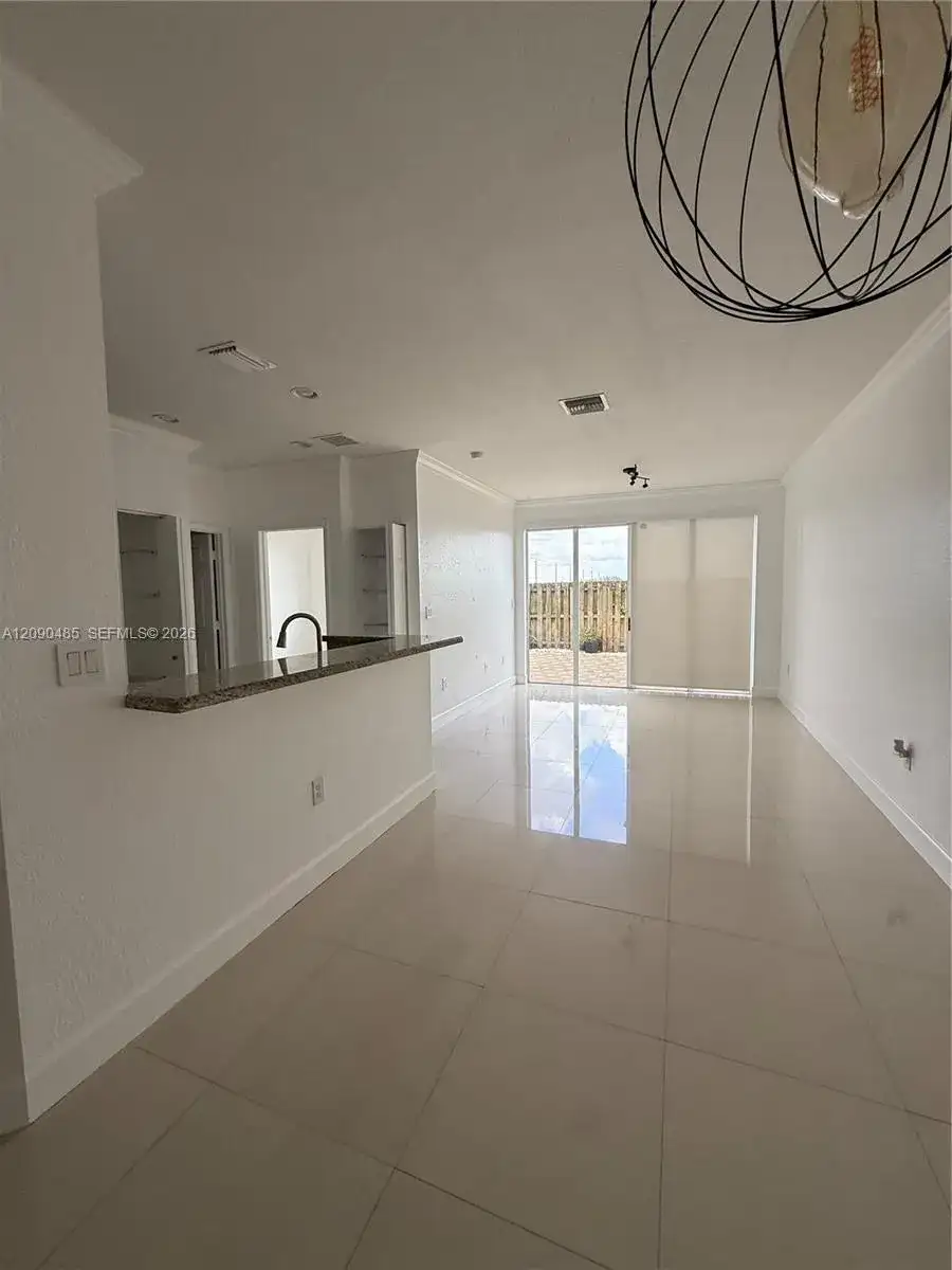 7140 SW 166th Pl, Miami FL 33193 photo 5