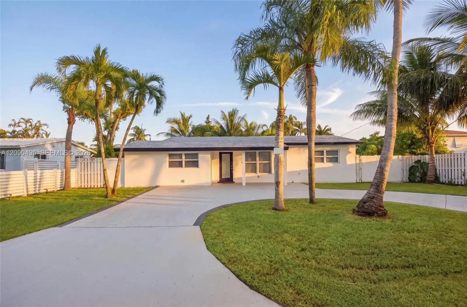 4540 SW 28th Ter, Dania Beach FL 33312
