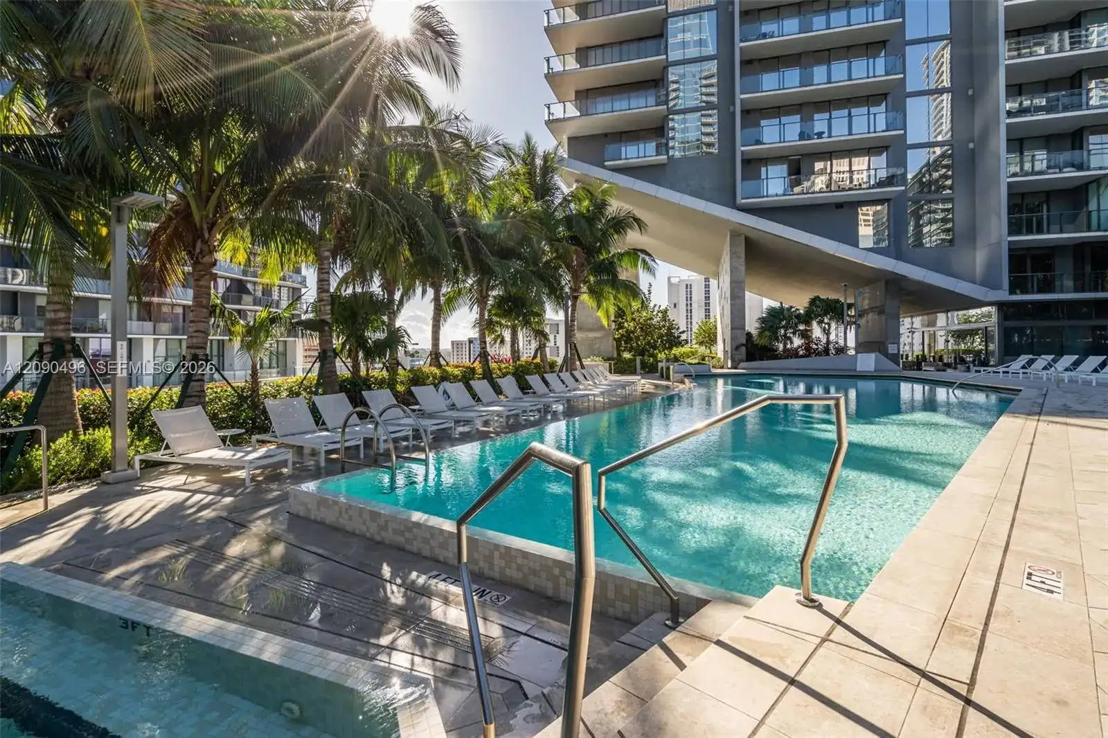 88 SW 7th St # 1901, Miami FL 33130 photo 5