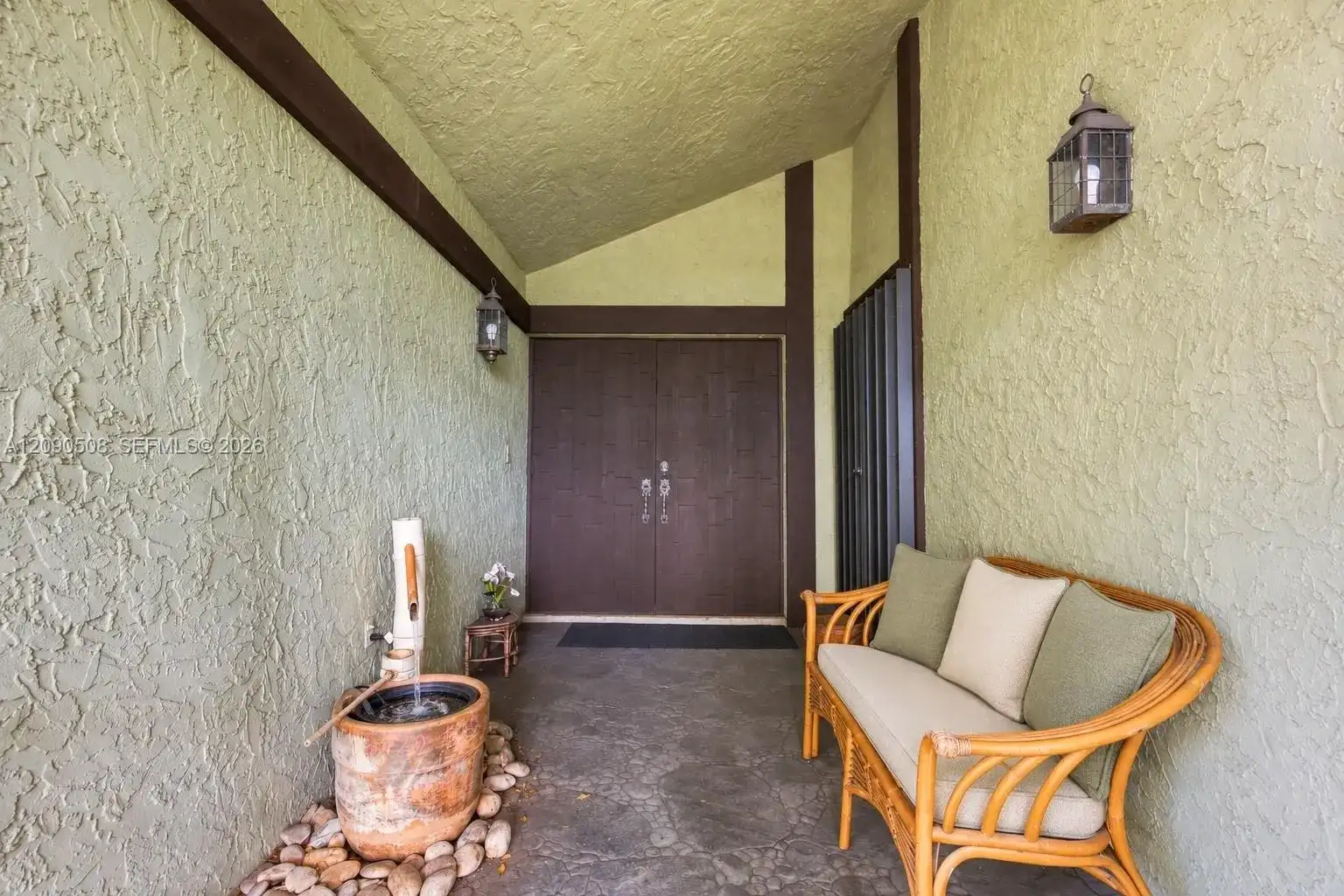521 NW 78th Way, Plantation FL 33324 photo 4