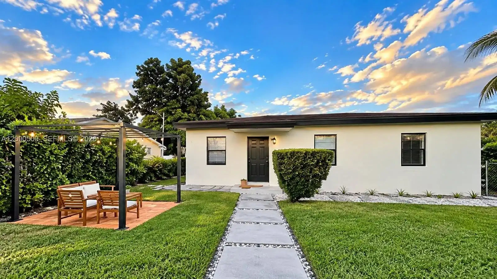 15231 NW 31st Ave # 1, Miami Gardens FL 33054