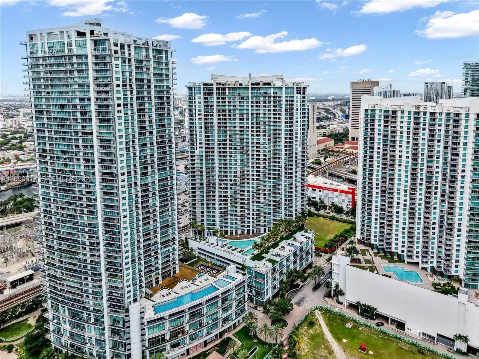 90 SW 3rd St # 308, Miami FL 33130 photo 2
