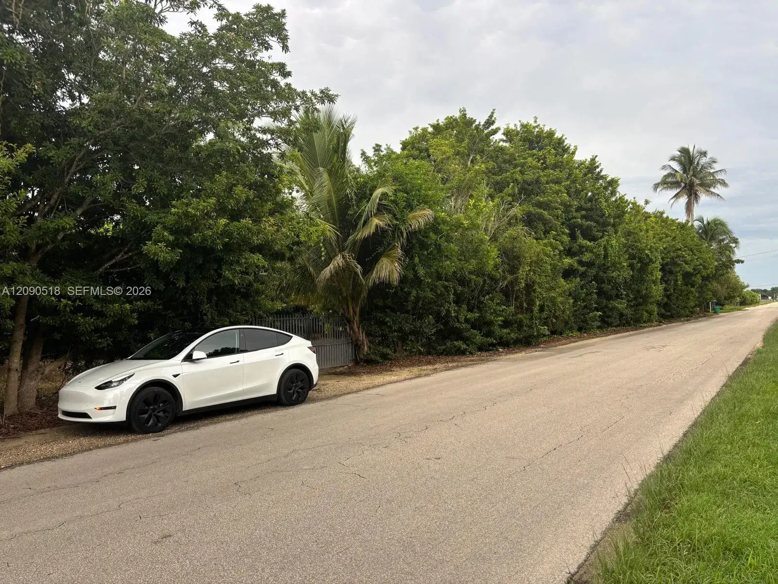 24350 SW 182 AVE, Homestead FL 33031 photo 2