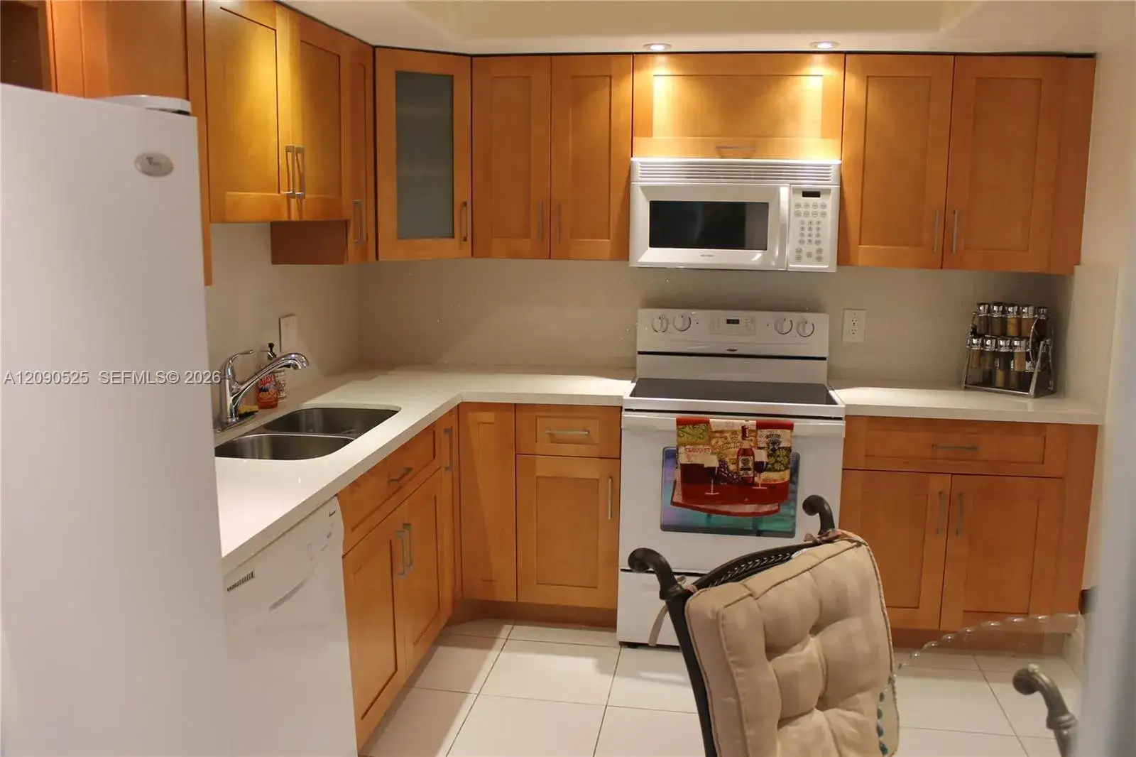 3980 Oaks Clubhouse Dr # 110, Pompano Beach FL 33069