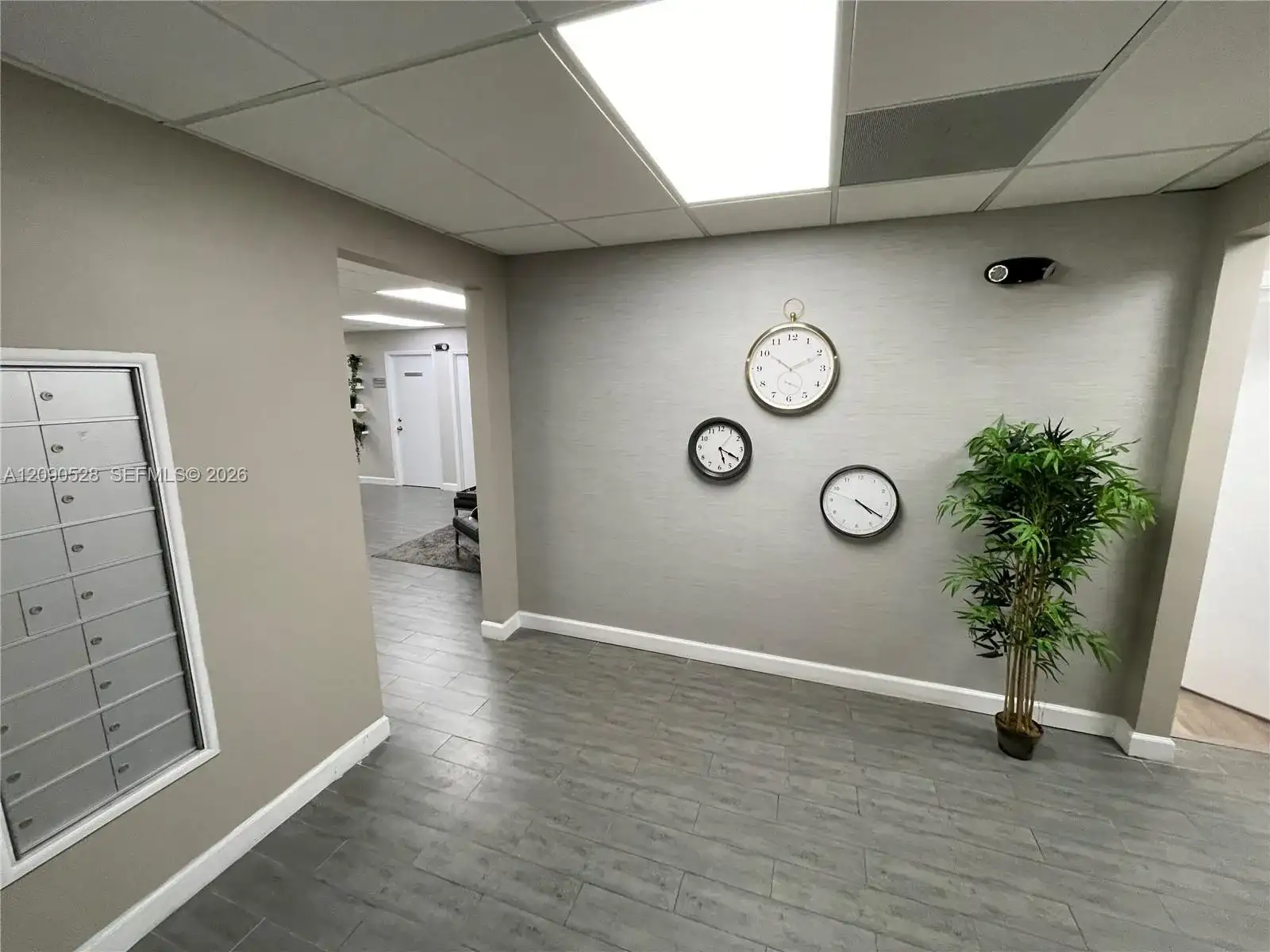 501 Golden Isles Dr # C, Hallandale Beach FL 33009 photo 5