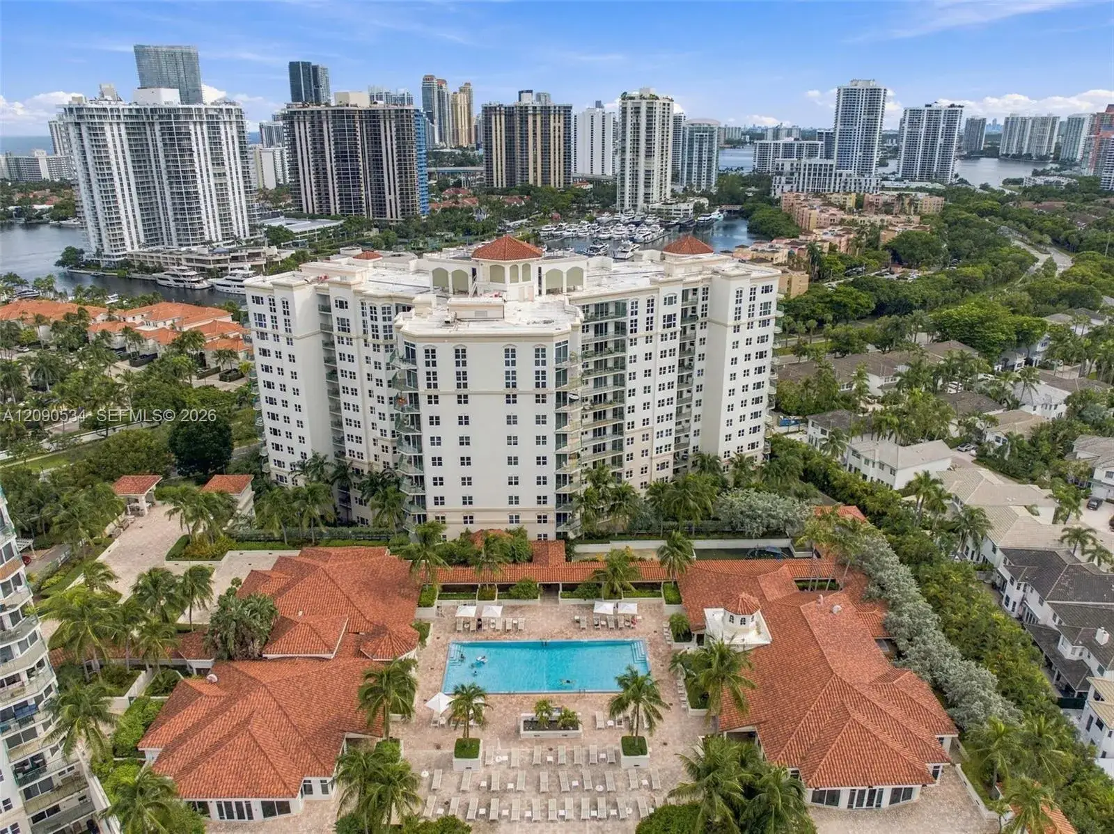 19900 E Country Club Dr # 116, Aventura FL 33180