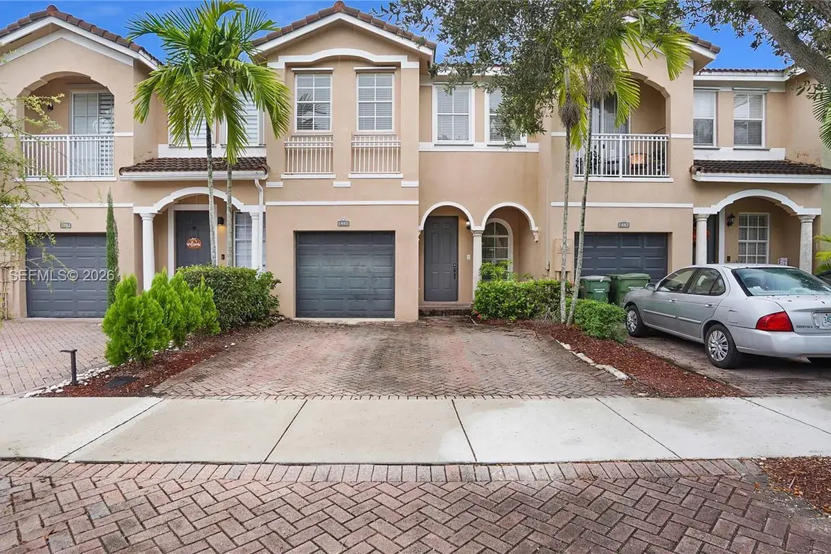 1485 SE 25th Ter, Homestead FL 33035