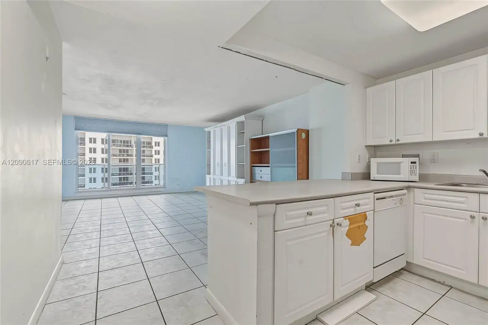 2301 Collins Ave # 1420, Miami Beach FL 33139 photo 5