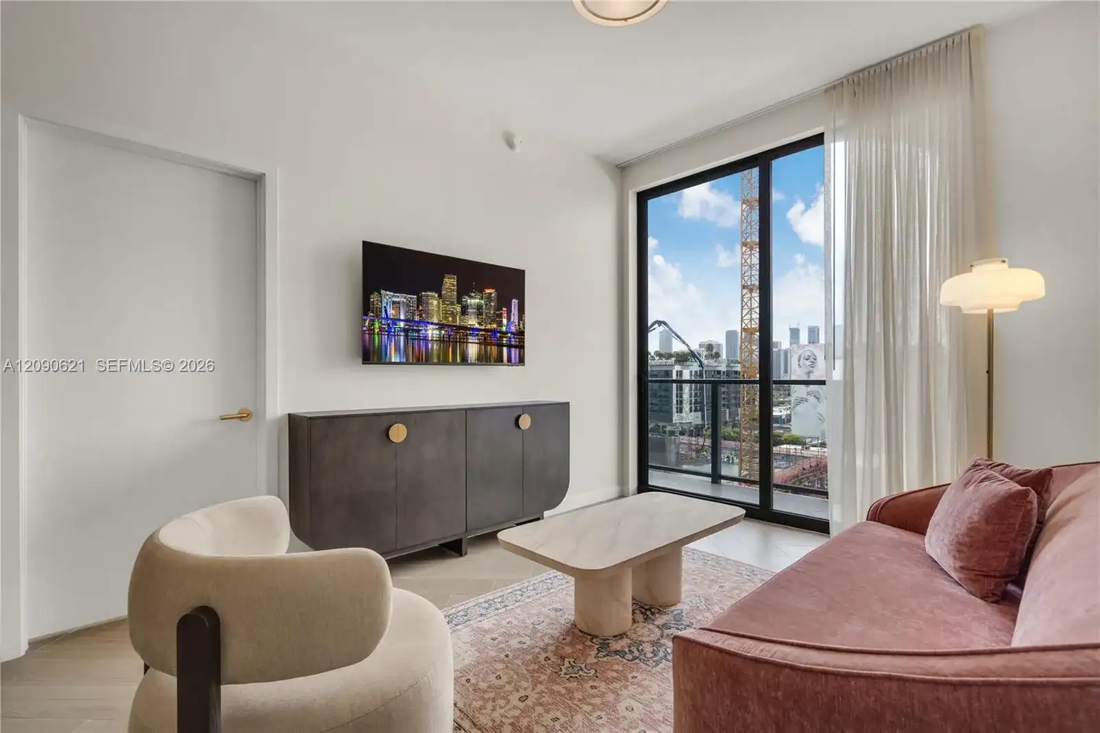 2700 NW 2nd avenue # 809, Miami FL 33127