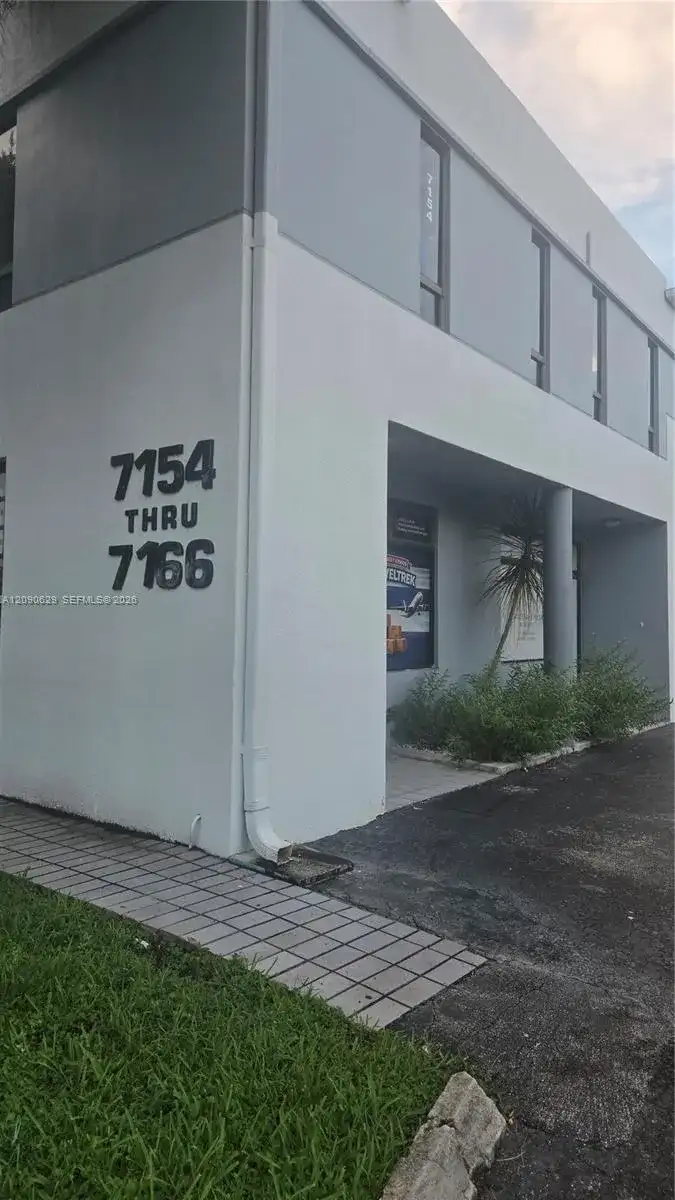7154 SW 47th St # 7154, Miami FL 33155 photo 4