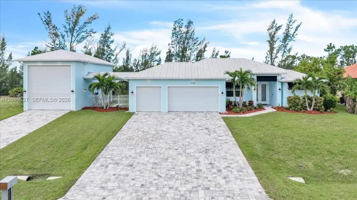 2720 NW 22nd Ave, Cape Coral FL 33993 photo 2