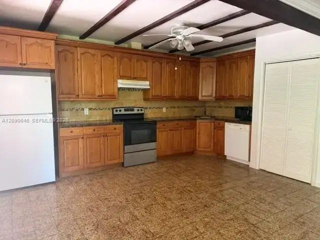 2725 SW 82 Avenue # B, Miami FL 33155 photo 5