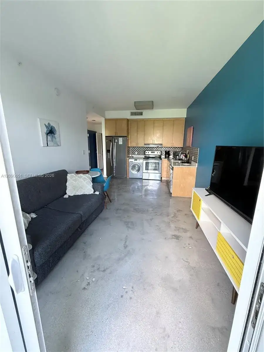 769 NW 1st St # 302, Miami FL 33128 photo 2