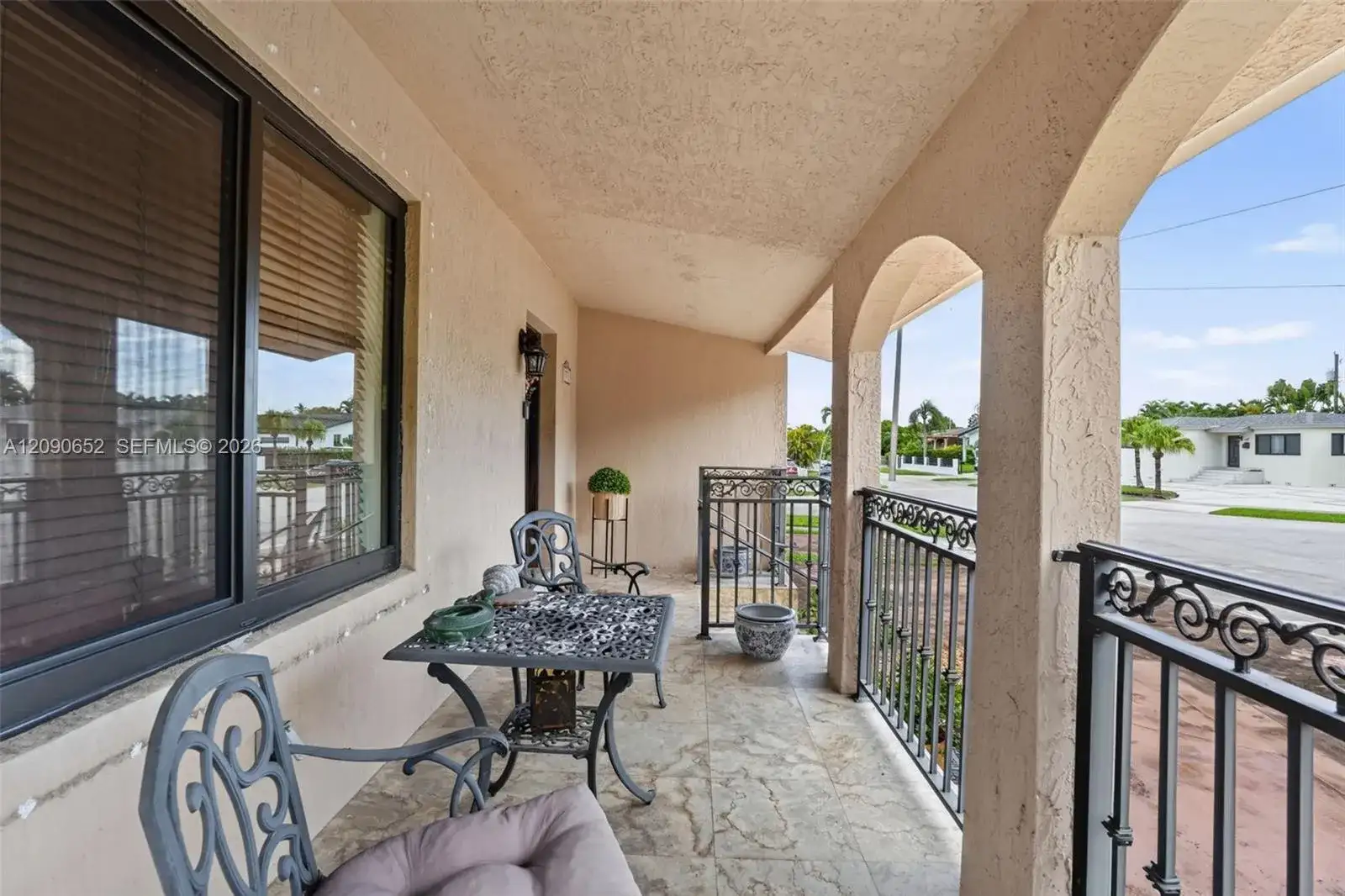 7911 SW 18th Ter, Miami FL 33155 photo 2