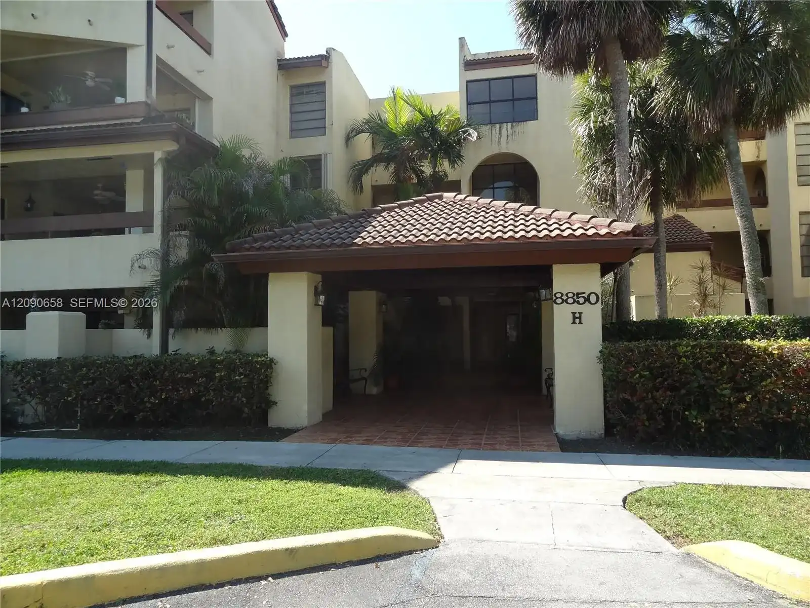 8850 SW 123rd Ct # H305, Miami FL 33186