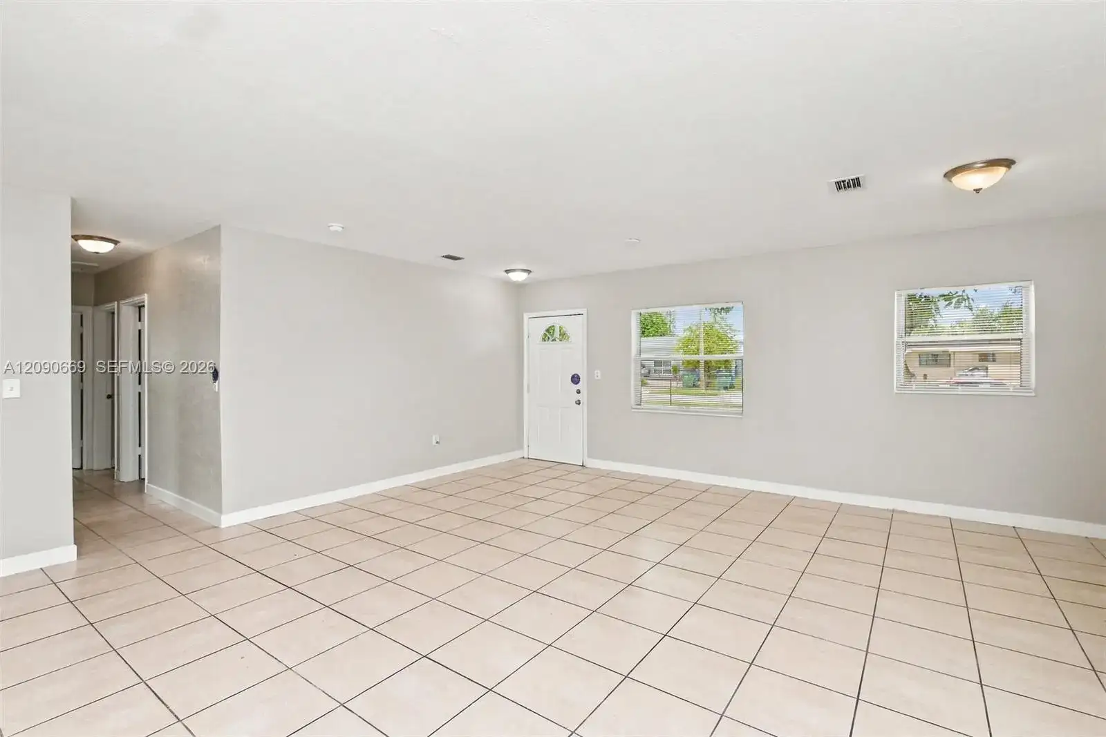 3951 NW 173rd Ter, Miami Gardens FL 33055 photo 3