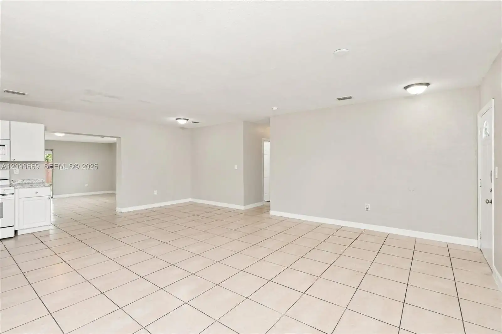 3951 NW 173rd Ter, Miami Gardens FL 33055 photo 4