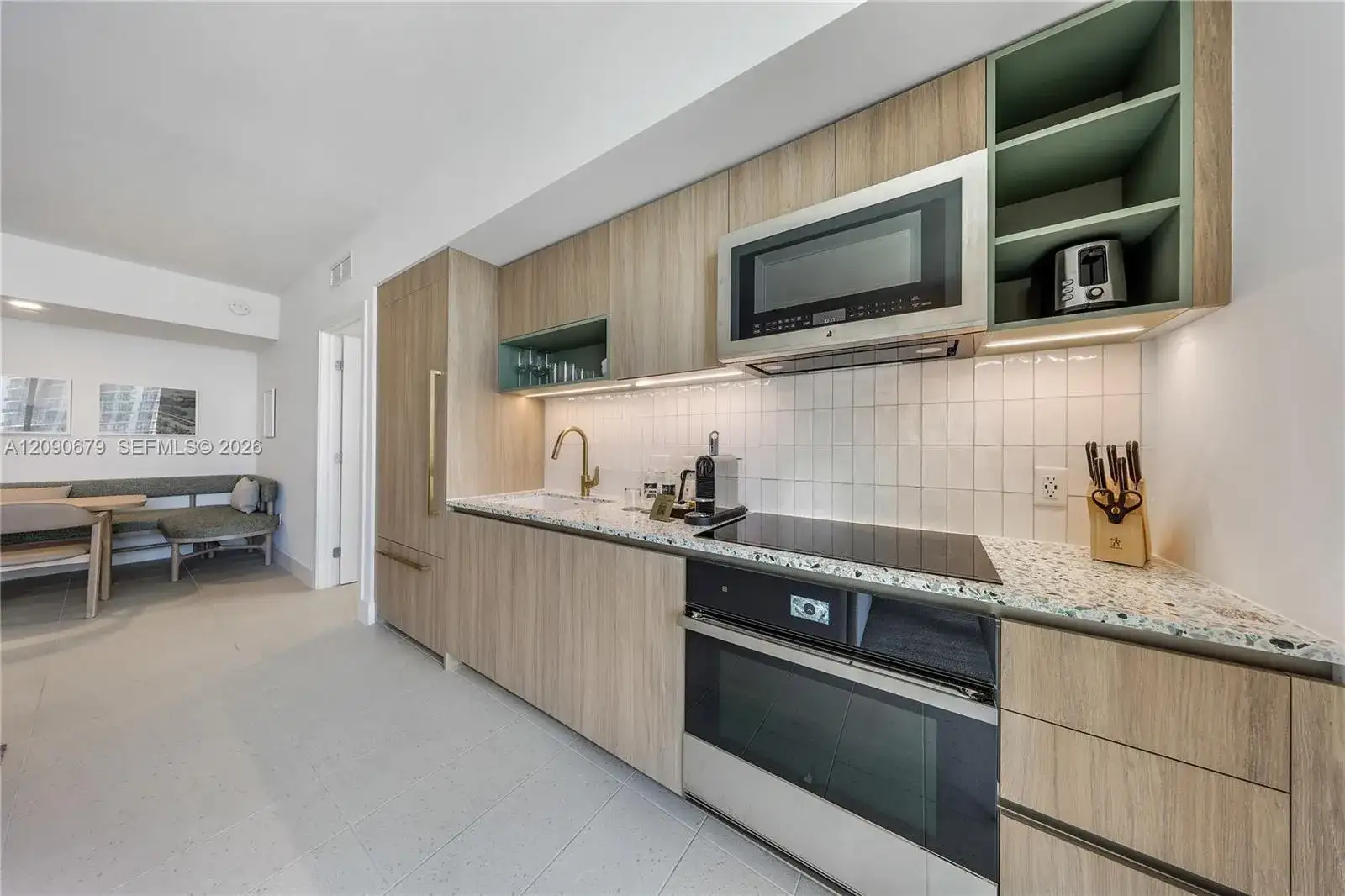 159 NE 6 # 2402, Miami FL 33132 photo 4