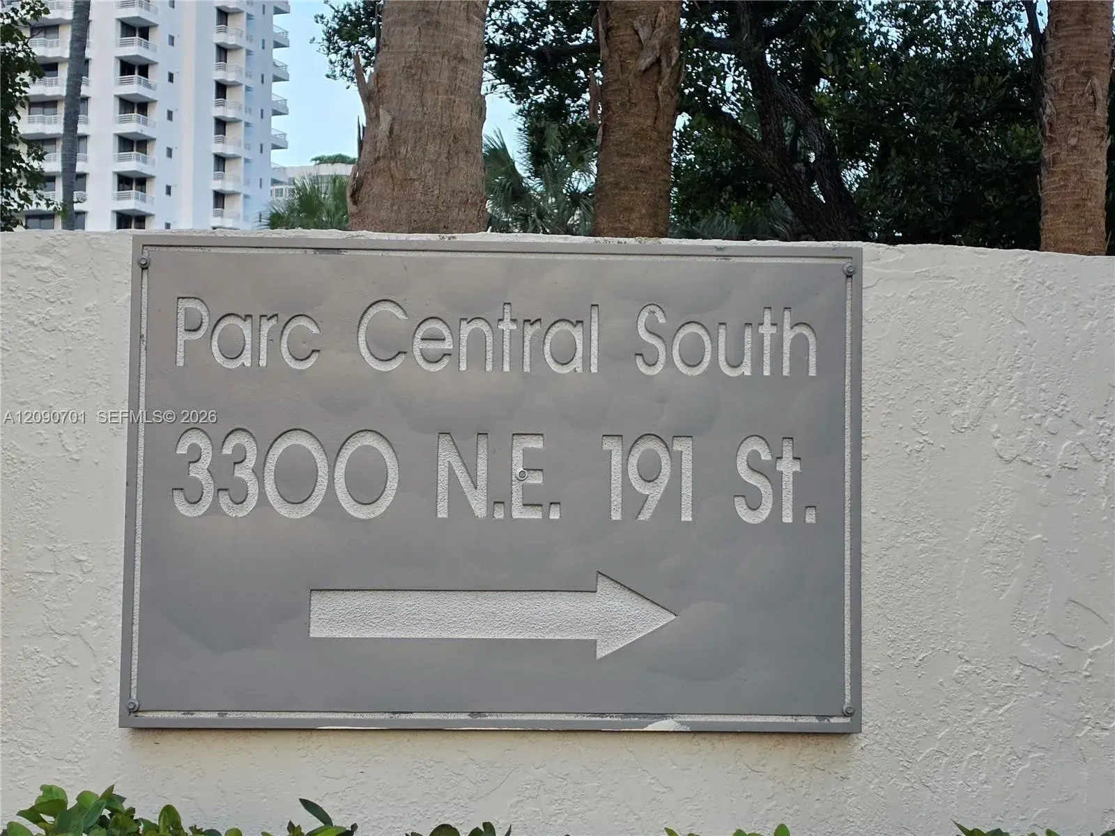 3300 NE 191st St # 608, Aventura FL 33180