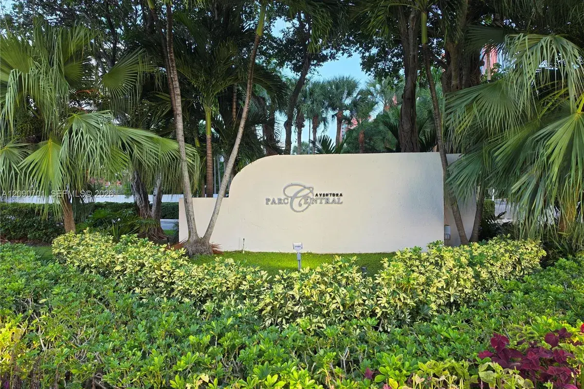 3300 NE 191st St # 608, Aventura FL 33180