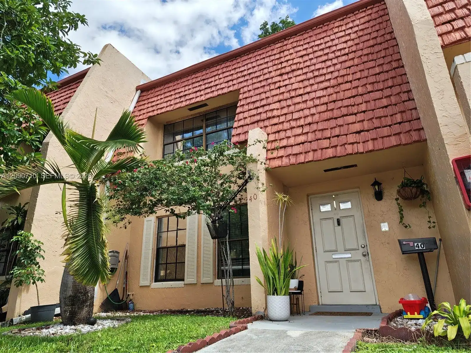 40 Pleasant Hill Ln # 40, Tamarac FL 33319