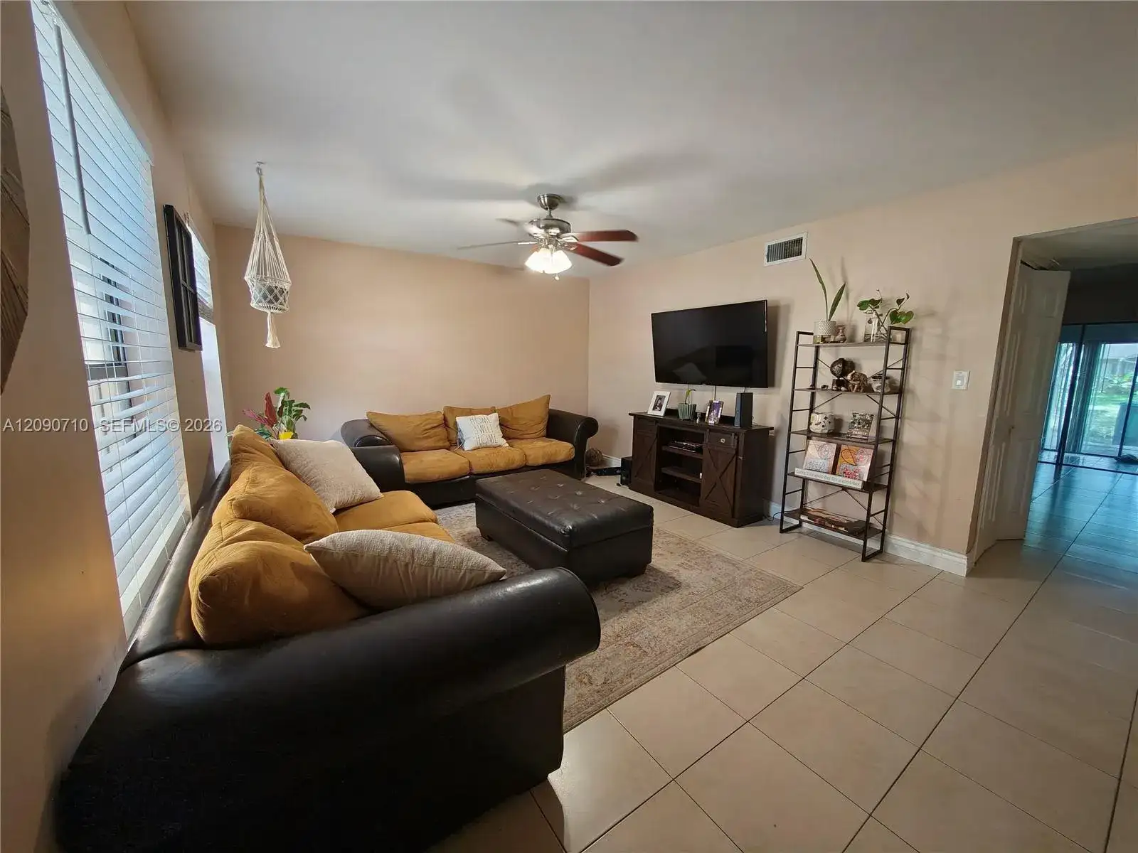 40 Pleasant Hill Ln # 40, Tamarac FL 33319 photo 3