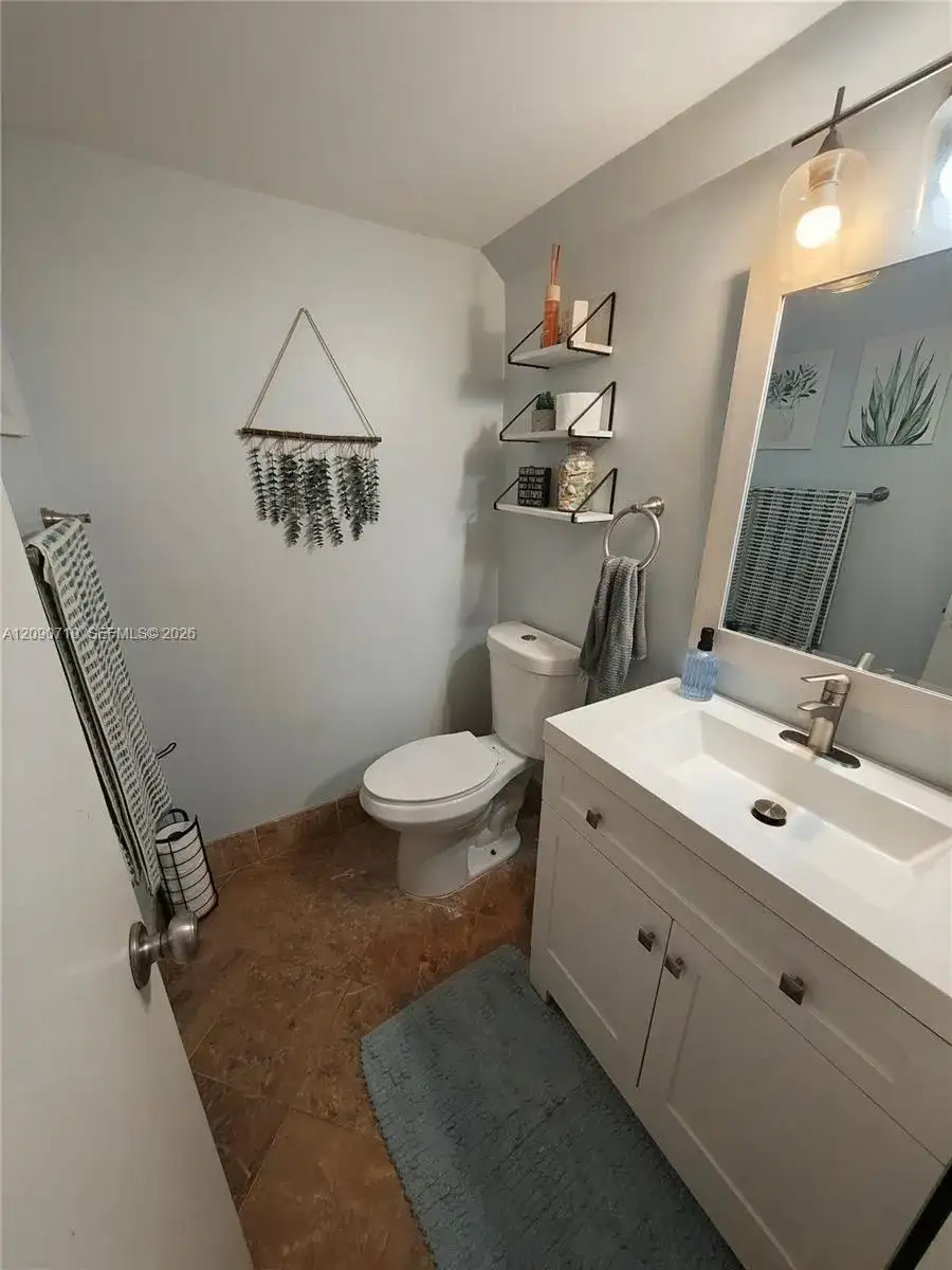 40 Pleasant Hill Ln # 40, Tamarac FL 33319 photo 5