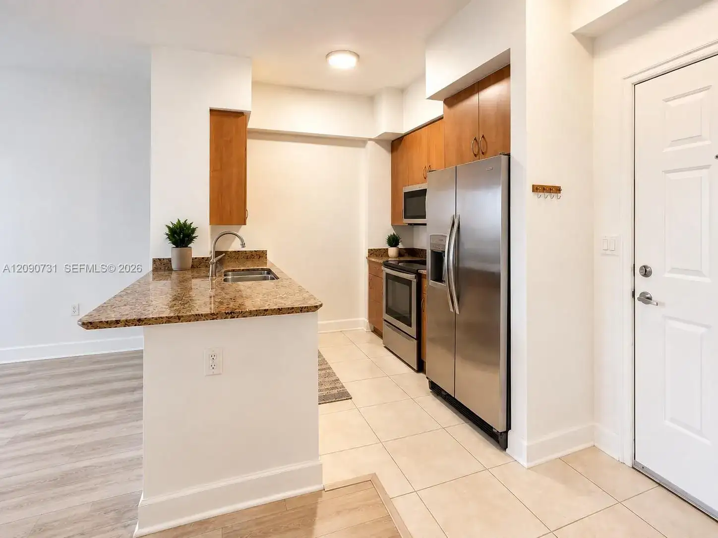 1830 Radius Dr # 1118, Hollywood FL 33020 photo 2