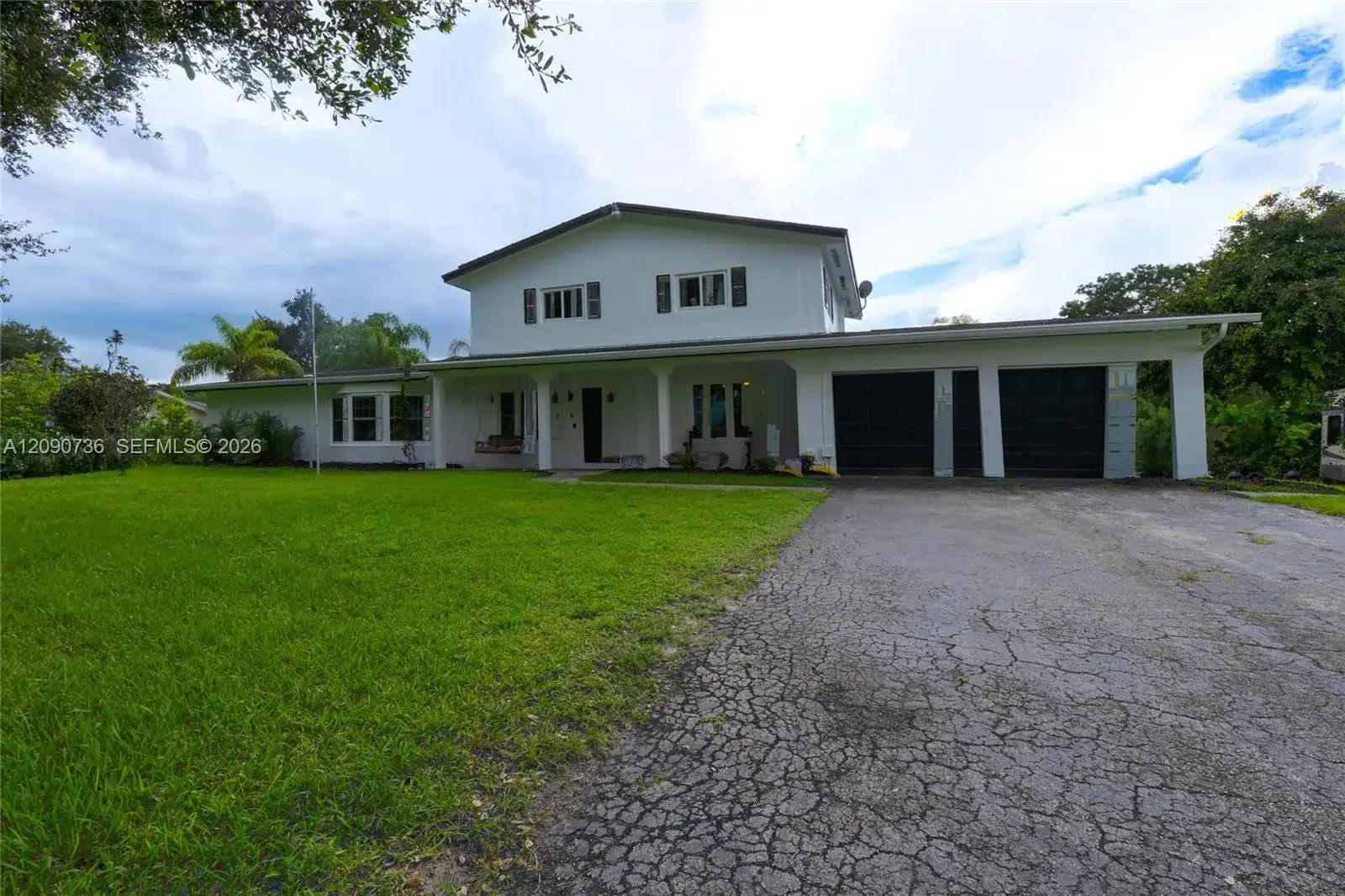 4875 SW 163rd Ave, Southwest Ranches FL 33331 photo 2