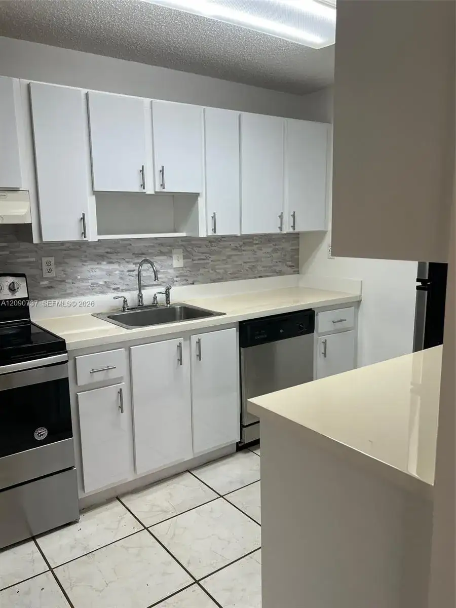 20680 NE 4th Ct # 206, Miami FL 33179