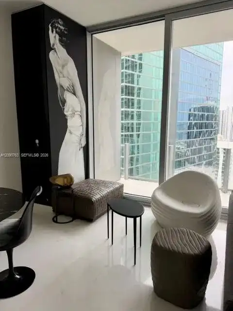 300 Biscayne Boulevard Way # 3308W, Miami FL 33131