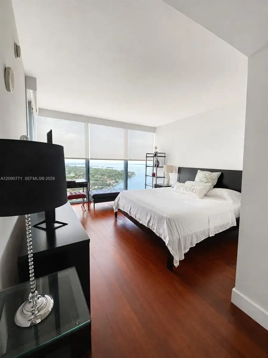 601 NE 36th St # 3105, Miami FL 33137 photo 3