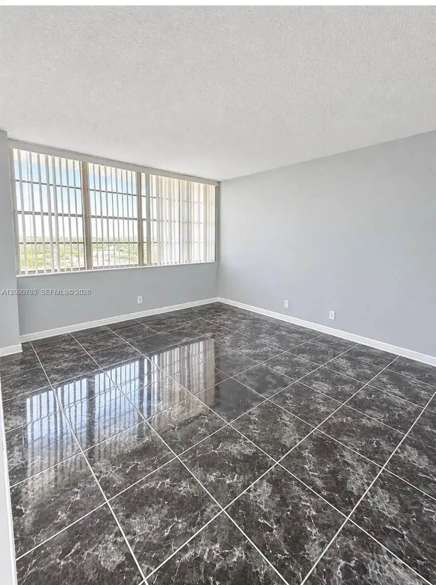 2025 NE 164th St # 819, North Miami Beach FL 33162 photo 4