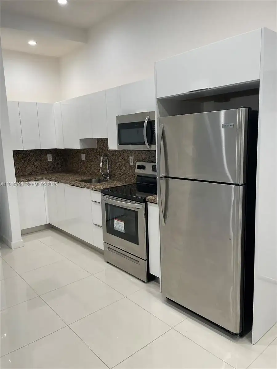2300 NW 7th Street # 104, Miami FL 33125 photo 2