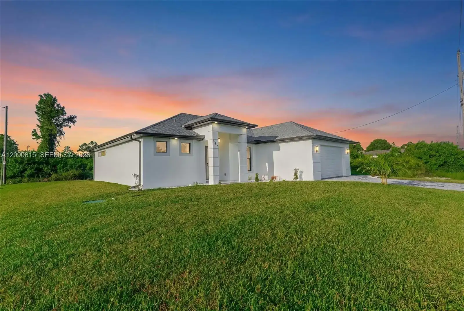 736 E Chambers St, Lehigh Acres FL 33974