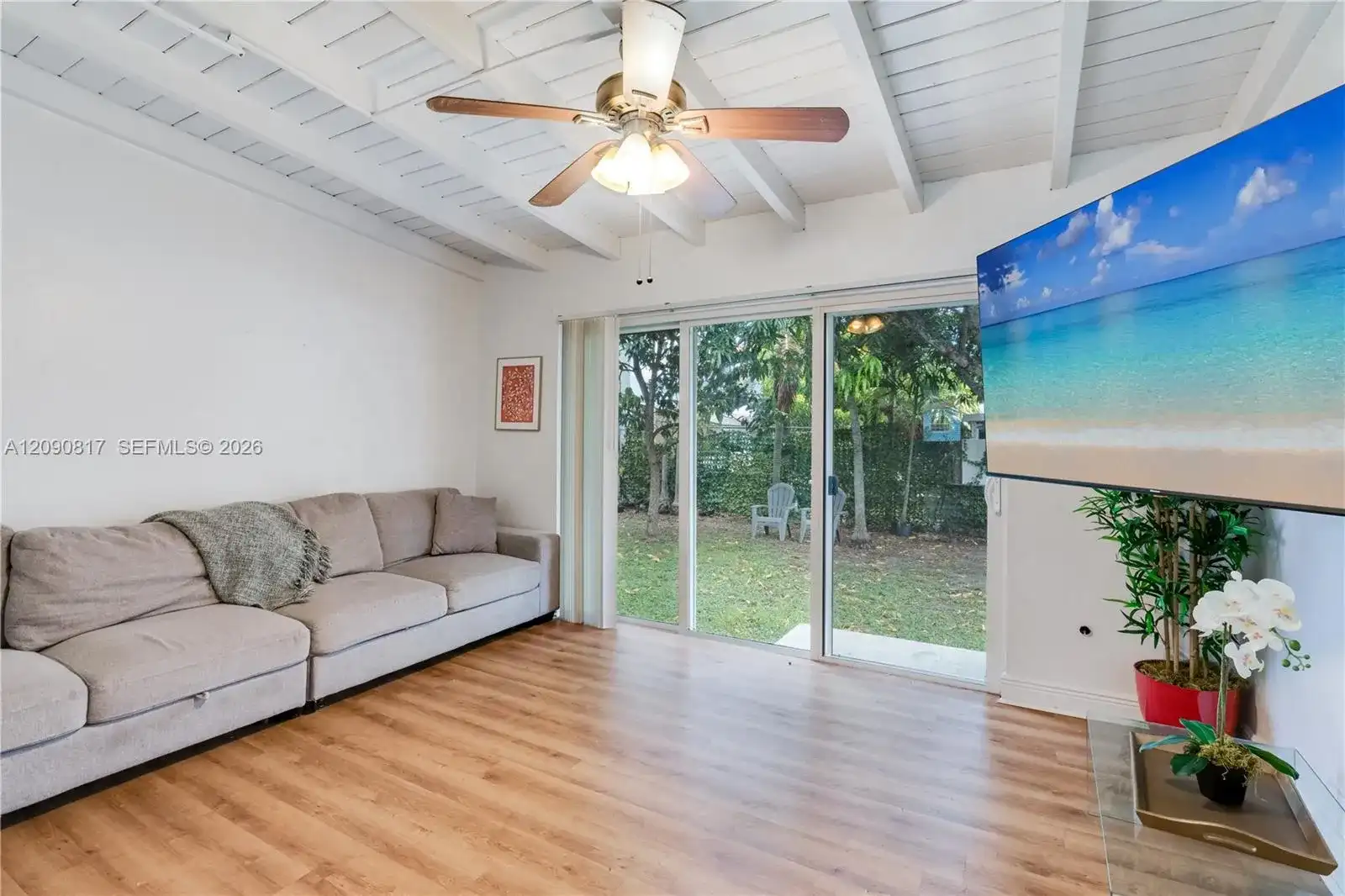 1238 NW 57th St, Miami FL 33142