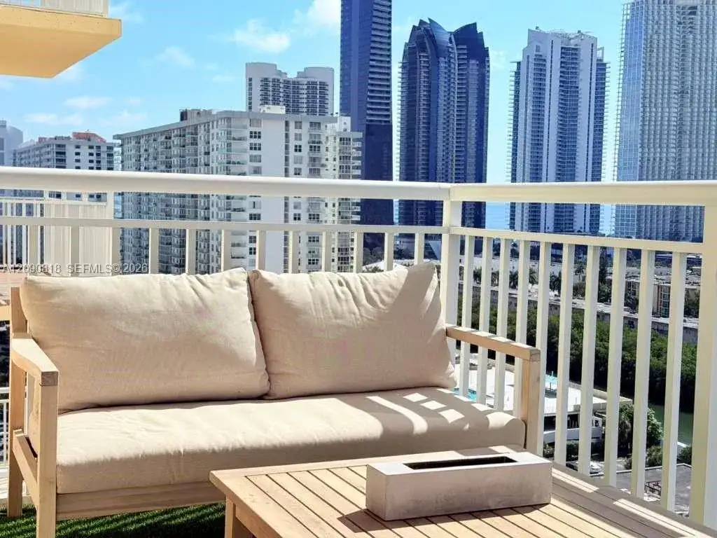 251 174th St # 1712, Sunny Isles Beach FL 33160 photo 3