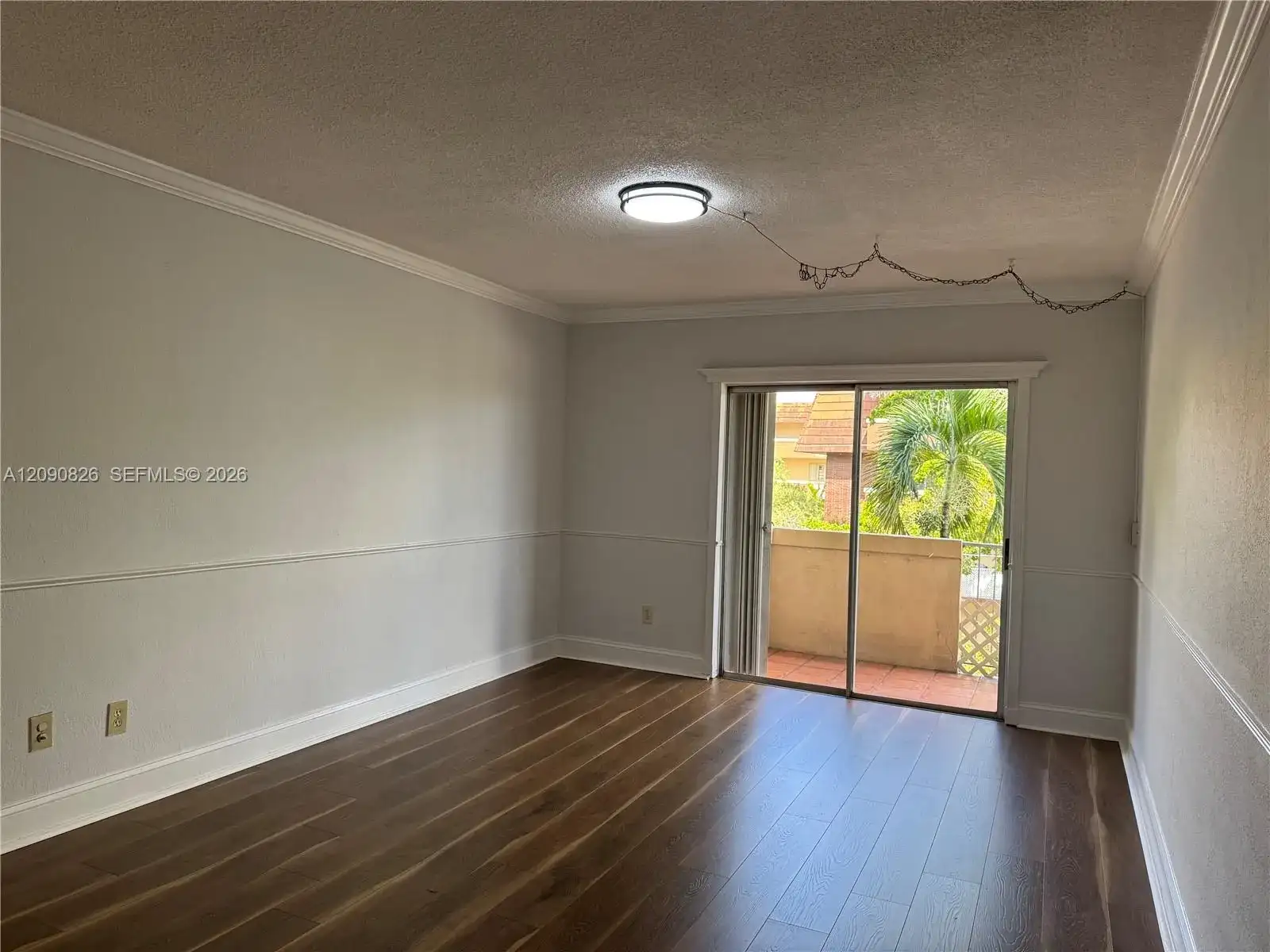680 Miller Dr # W301, Miami Springs FL 33166 photo 4