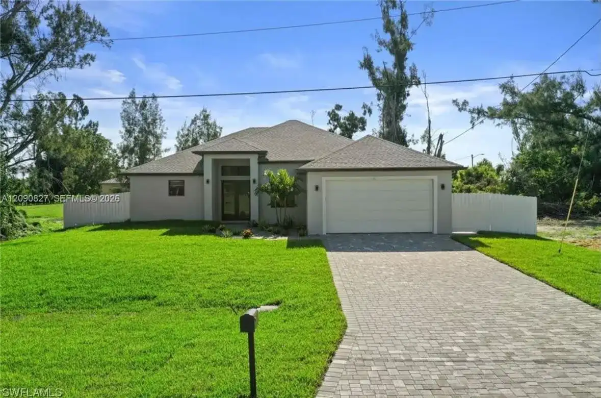 411 SW 19 ave, Cape Coral FL 33991