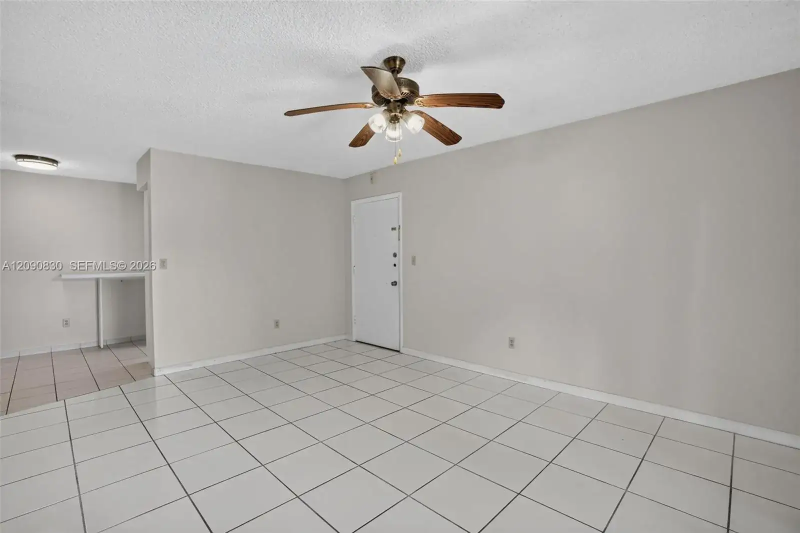 10786 N Kendall Dr # D14, Miami FL 33176 photo 4